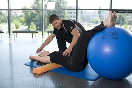 Training der Muskelentspannung um eine mentale Entspannung herbeizuführen